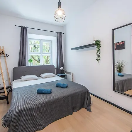 Хостел The House