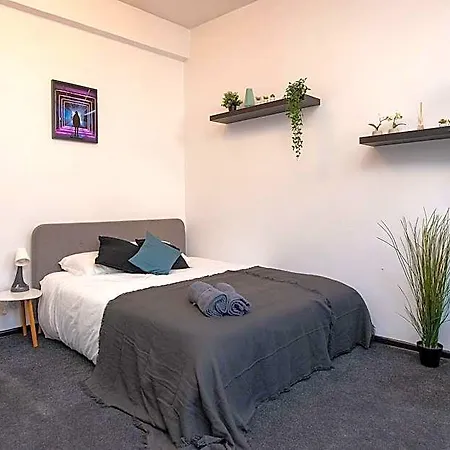The House אכסניה וילנה
